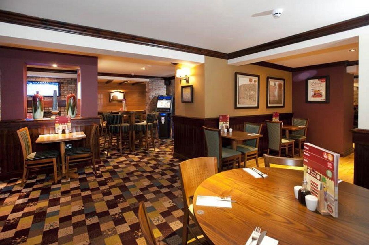 Premier Inn Derry / Londonderry Exterior photo